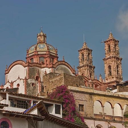 Posada Joan Sebastian Таско де Аларкон Екстериор снимка