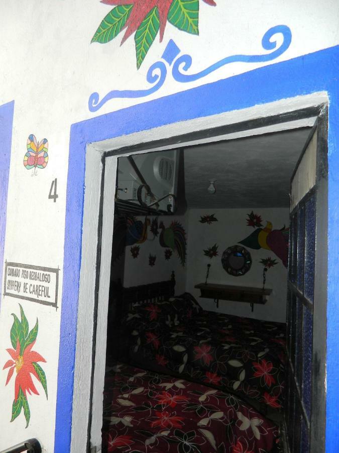 Posada Joan Sebastian Таско де Аларкон Екстериор снимка